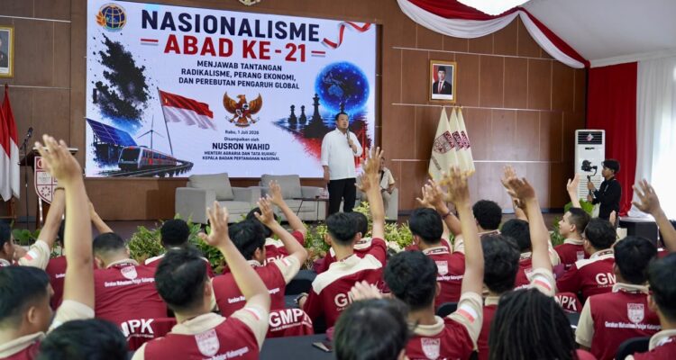 Menteri Nusron Tekankan Pentingnya Tiga Pilar Kekuatan Bangsa di Hadapan Kader GMPK Menteri Nusron Tekankan Pentingnya Tiga Pilar Kekuatan Bangsa di Hadapan Kader GMPK