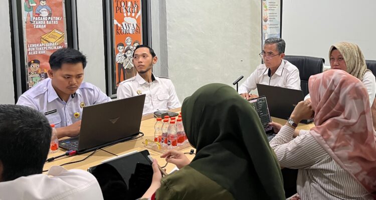 Kantor Pertanahan Mamasa Ikuti Rapat Monitoring dan Evaluasi Kinerja Triwulan II Kantor Pertanahan Mamasa Ikuti Rapat Monitoring dan Evaluasi Kinerja Triwulan II
