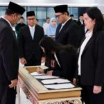 Lantik 1.361 Pejabat ATR/BPN, Sekjen: Amanah Baru untuk Jadi Motor Penggerak Perubahan Lantik 1.361 Pejabat ATR/BPN, Sekjen: Amanah Baru untuk Jadi Motor Penggerak Perubahan