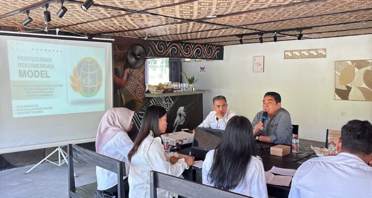 Kantor Pertanahan Mamasa Susun Data Penataan Akses Reforma Agraria Kantor Pertanahan Mamasa Susun Data Penataan Akses Reforma Agraria