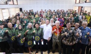 Kumpulkan Jajaran IPPAT dan BPKAD Se-Yogyakarta, Menteri Nusron Sosialisasikan Transformasi Layanan Pertanahan dan Organisasi Kumpulkan Jajaran IPPAT dan BPKAD Se-Yogyakarta, Menteri Nusron Sosialisasikan Transformasi Layanan Pertanahan dan Organisasi