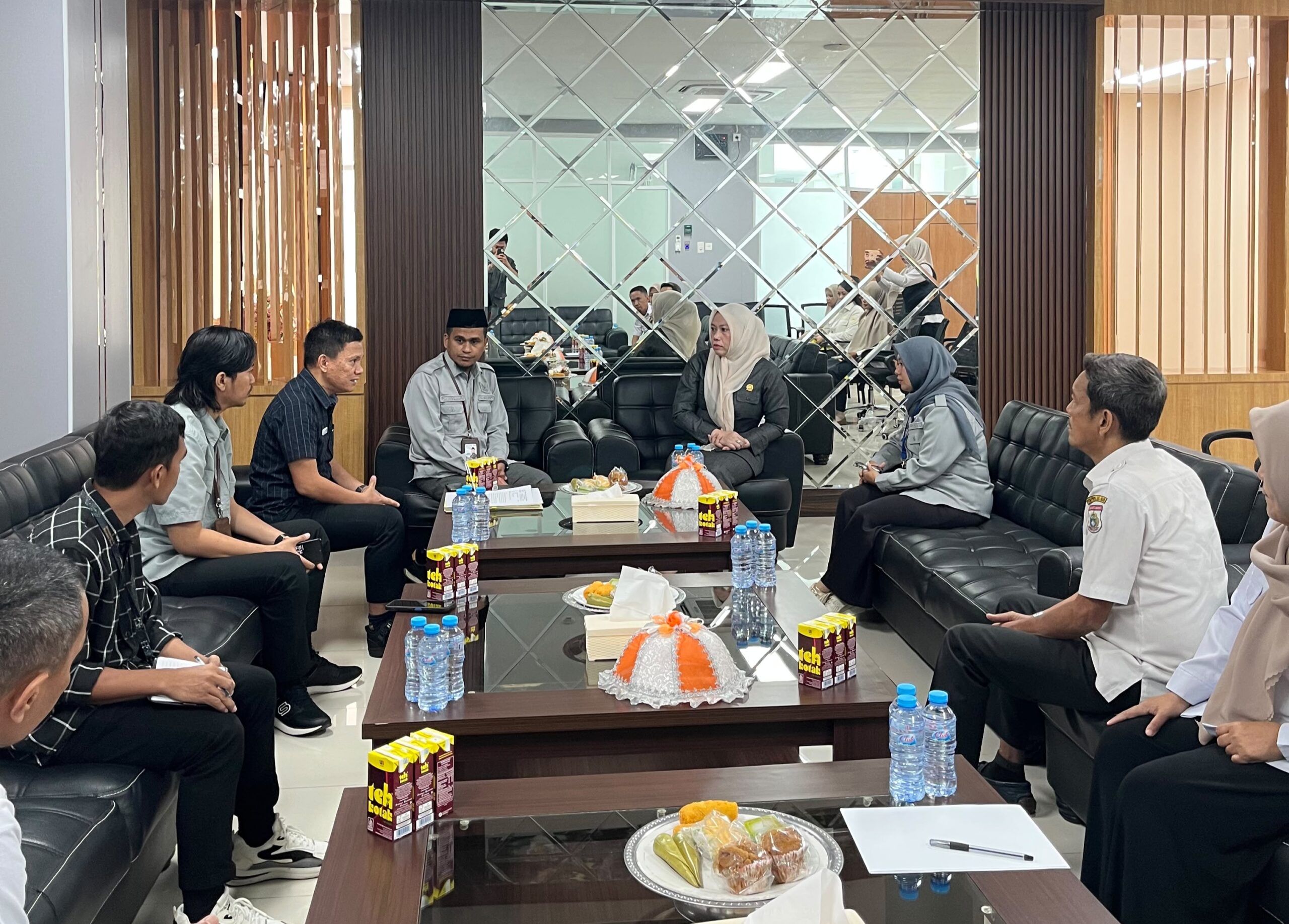 Bahas Aduan Masyarakat, Ombudsman Temui DPRD Provinsi Sulbar