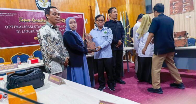 KPU Majene Gelar Forum Konsultasi Publik, dari akademis, Ormas hingga Perwakilan Partai Politik