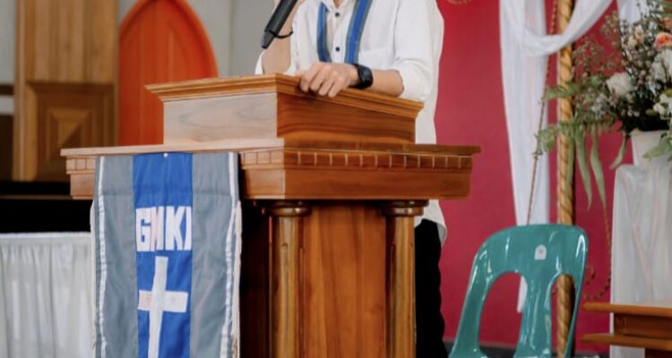 GMKI POLMAN DESAK POLDA SULBAR TUNTASKAN KASUS DUGAAN KORUPSI DANA HONOR IMAM DAN PENDETA RP4,2 MILIAR GMKI POLMAN DESAK POLDA SULBAR TUNTASKAN KASUS DUGAAN KORUPSI DANA HONOR IMAM DAN PENDETA RP4,2 MILIAR